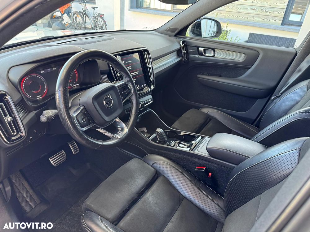 Volvo XC 40 D4 AWD R-Design - 11