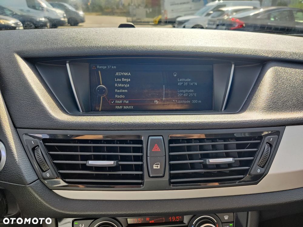 BMW X1 sDrive18d - 10