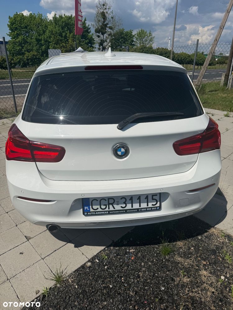 BMW Seria 1 116d - 14