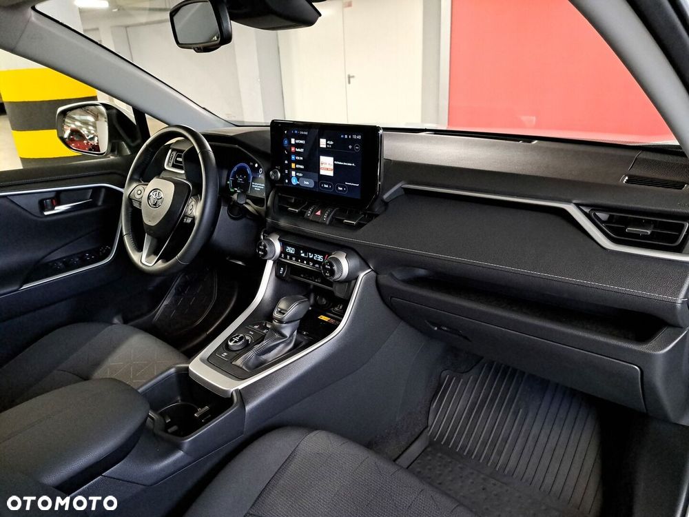 Toyota RAV4 - 17