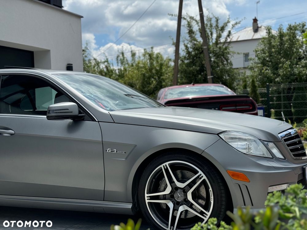 Mercedes-Benz Klasa E 63 AMG - 3