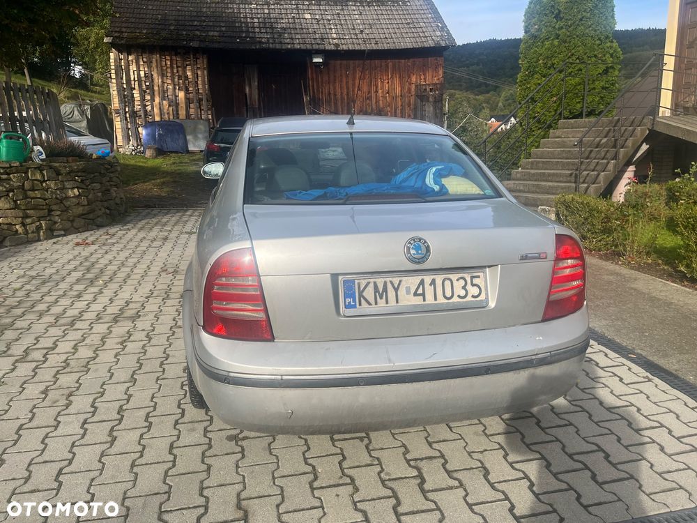Skoda Superb - 4