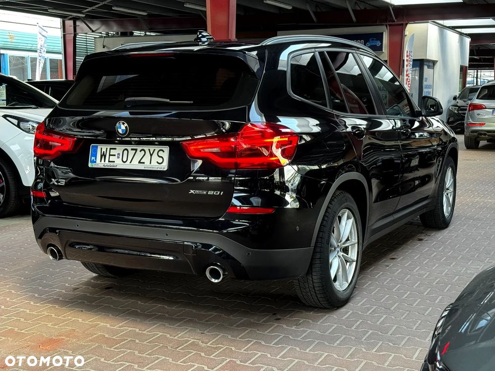 BMW X3 xDrive20i Advantage - 7