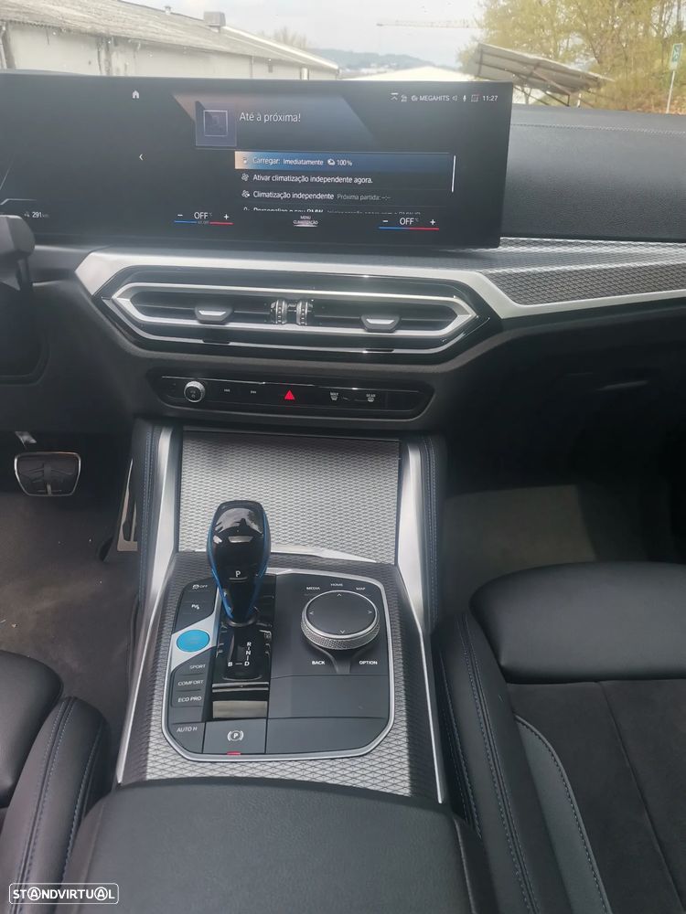 BMW i4 eDrive40 Pack Desportivo M - 27