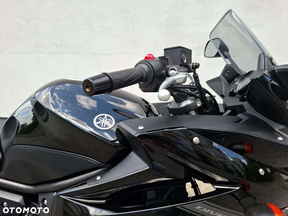 Yamaha XJ - 13