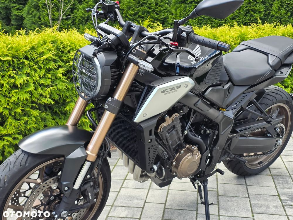 Honda CB - 19