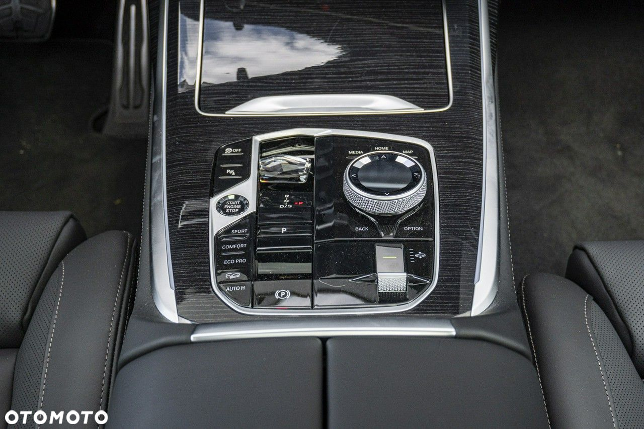 BMW X7 - 19
