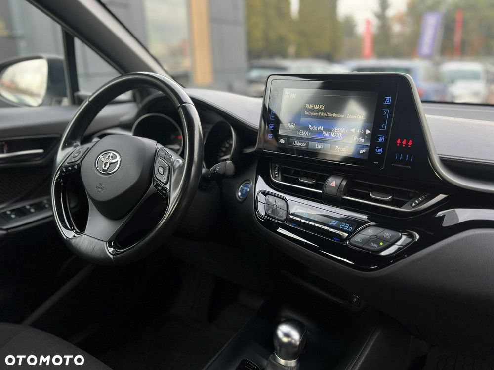 Toyota C-HR 1.8 Hybrid Premium - 18