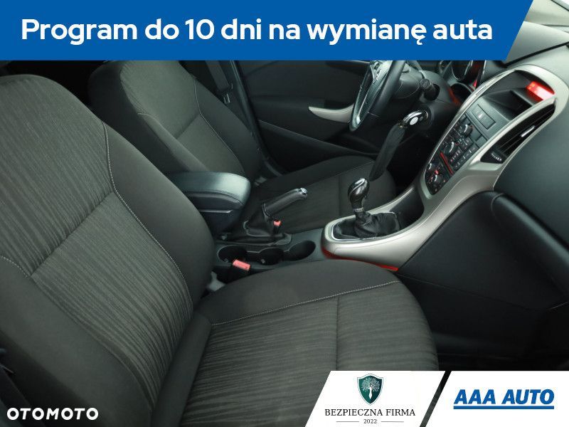 Opel Astra - 9