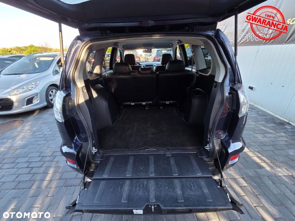Mitsubishi Outlander - 19