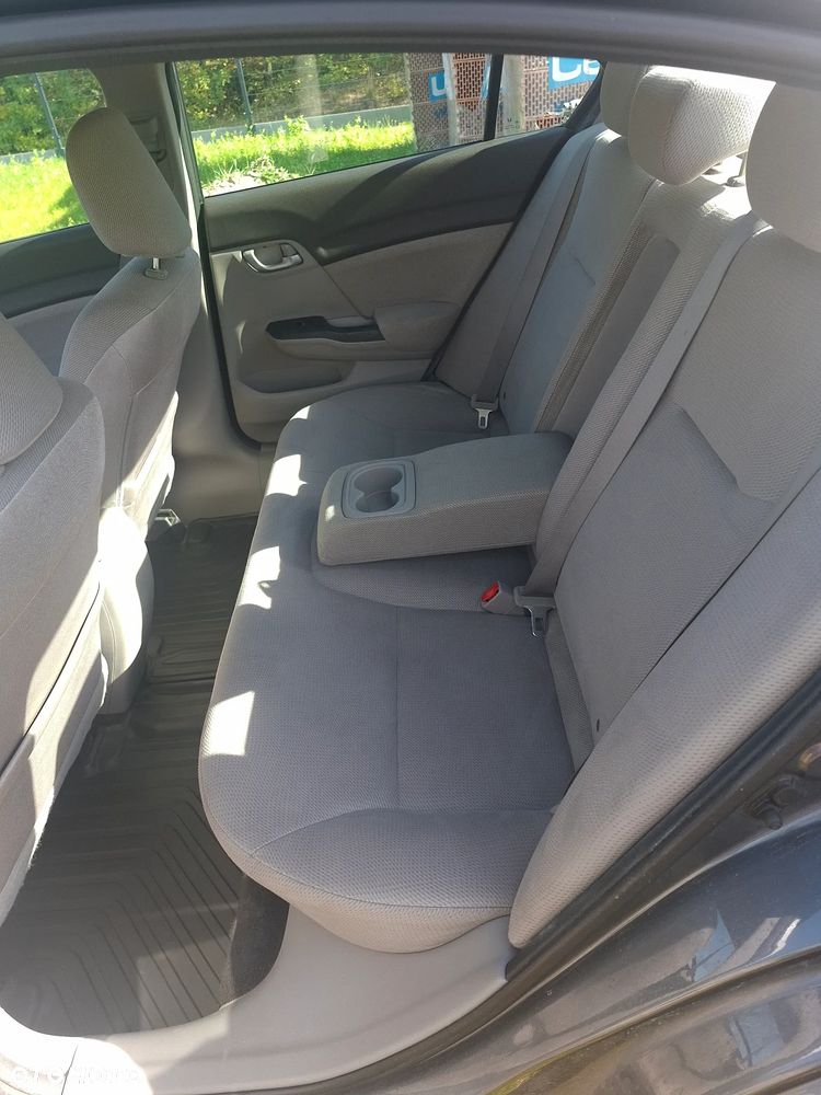 Honda Civic 1.8 Comfort - 12
