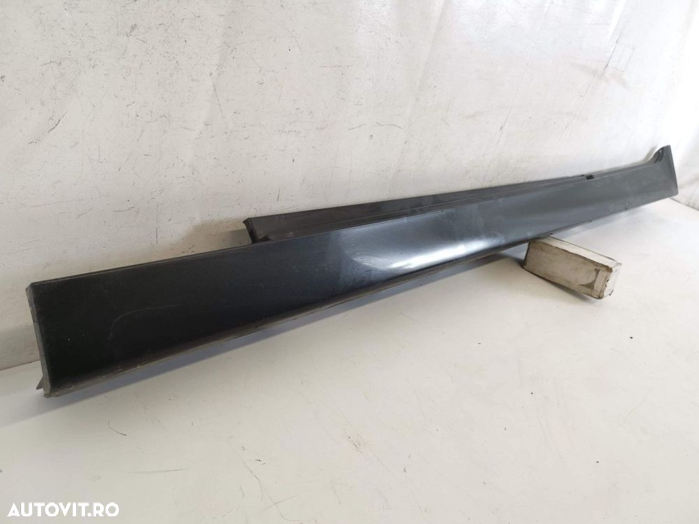 Ornament Prag Stanga BMW Seria 5 F10 2009 2010 2011 2012 2013, Seria 5 - 3