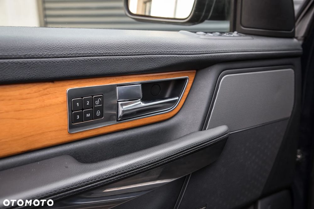 Land Rover Range Rover Sport S 3.0SD V6 HSE - 17