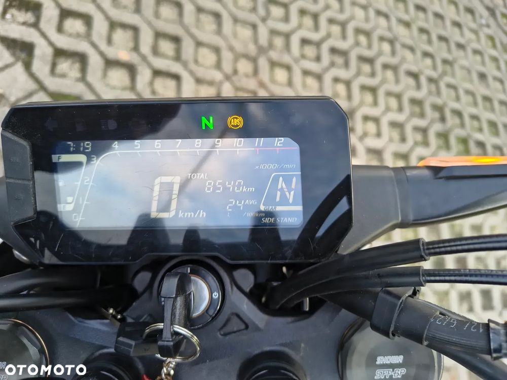 Honda CB - 4