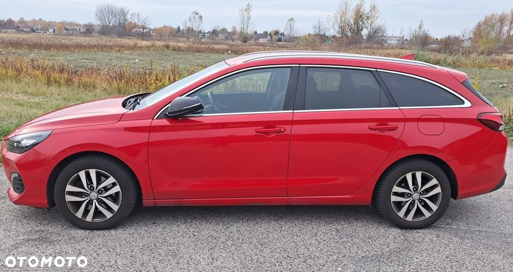 Hyundai i30 1.6 D Comfort - 10