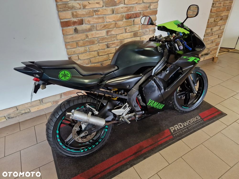 Yamaha TZR - 4