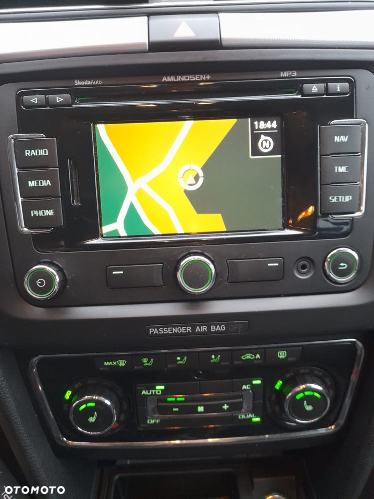 Skoda Superb 2.0 TDI Family - 14