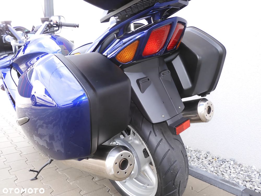 Yamaha FJR - 31