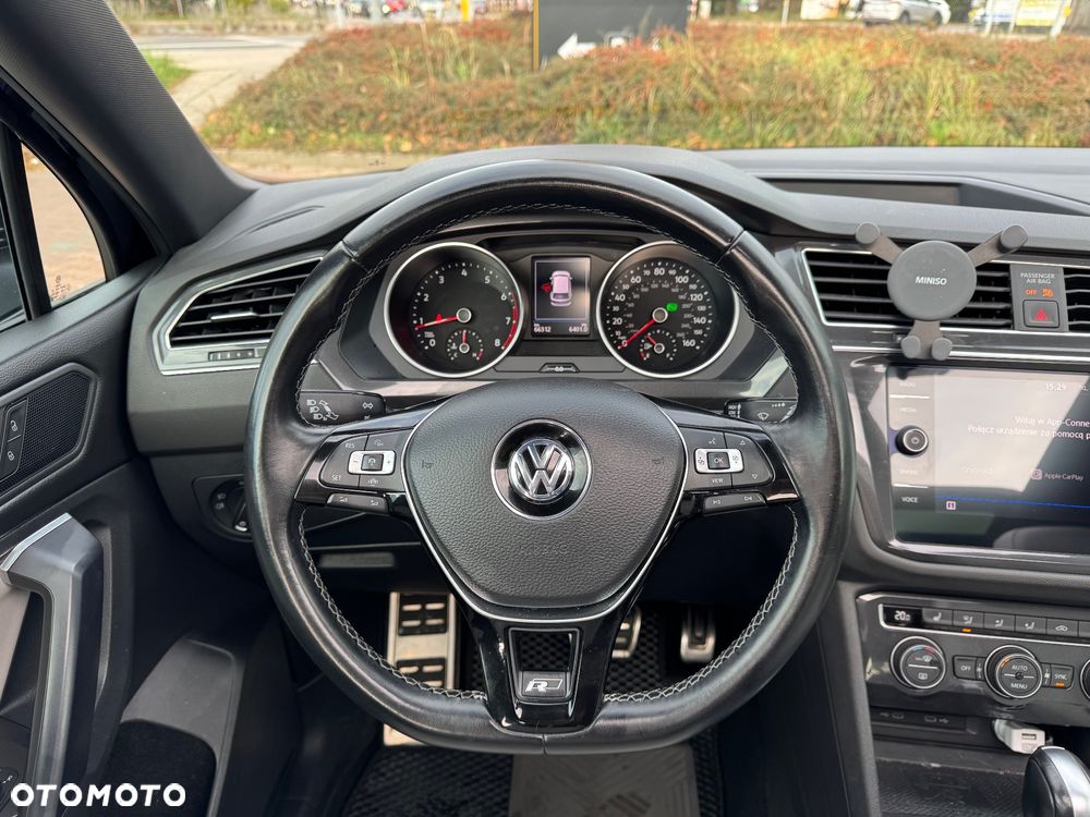 Volkswagen Tiguan - 16
