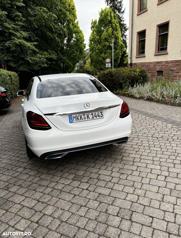 Mercedes-Benz C 220 d 9G-TRONIC - 4