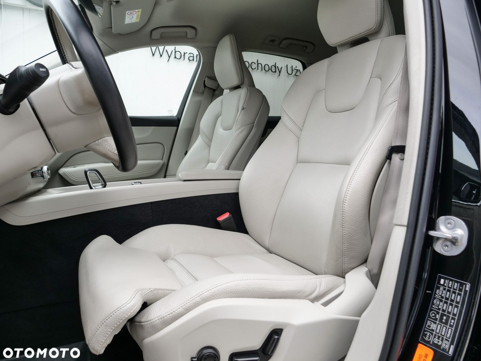 Volvo XC 60 - 12