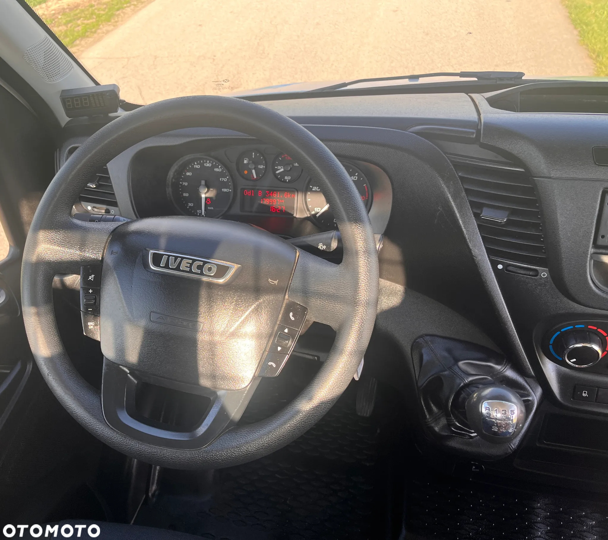 Iveco DAILY 35C14 - 20