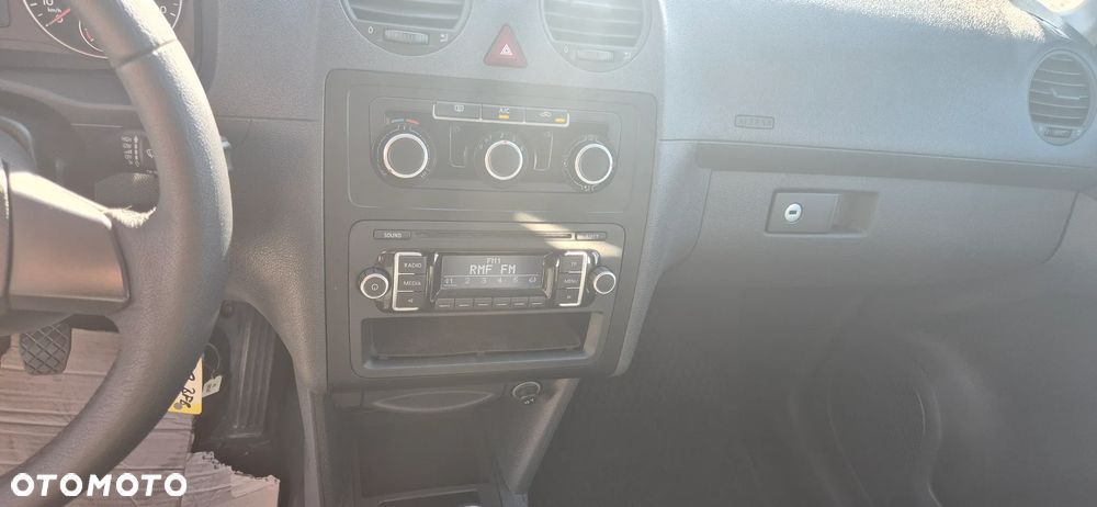 Volkswagen Caddy - 13