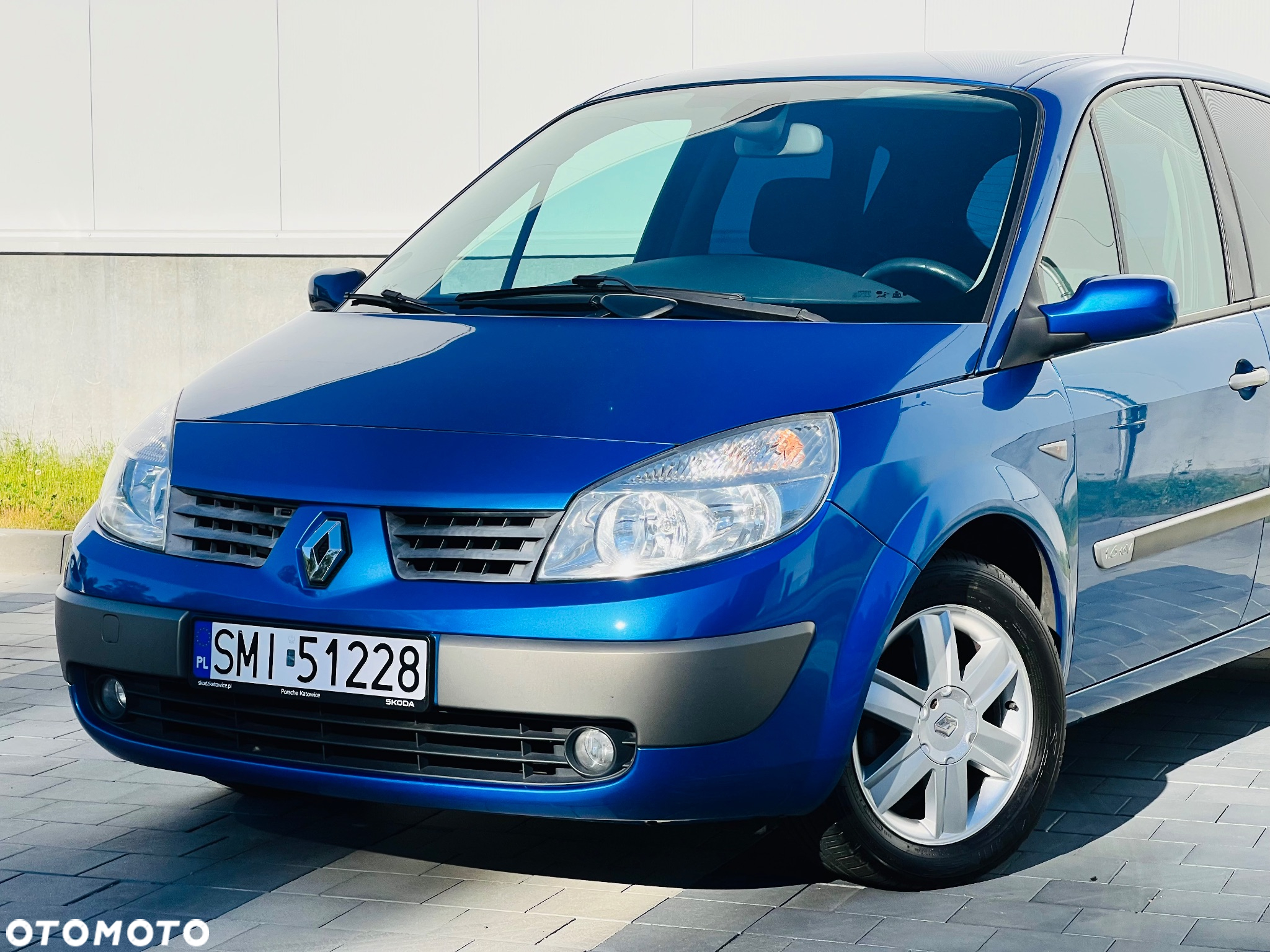 Renault Scenic 1.6 16V 110 Dynamique - 4