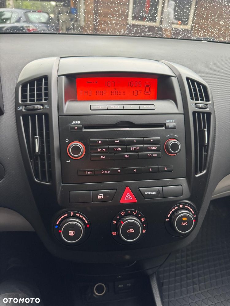 Kia Ceed 1.4 Comfort - 10