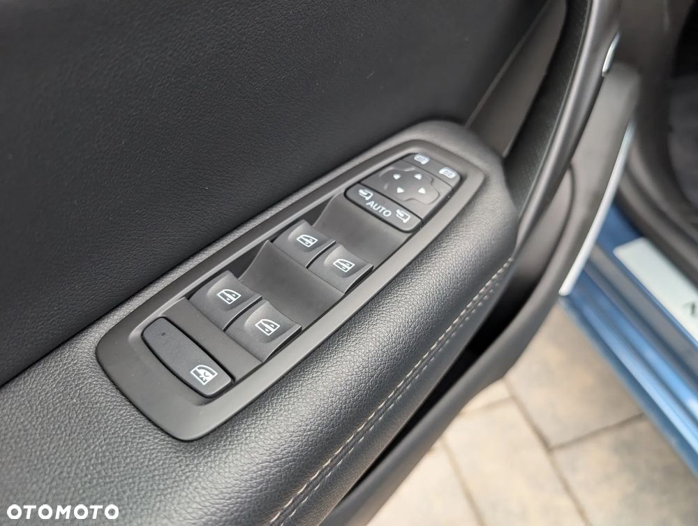 Renault Megane 1.2 Energy TCe Intens EDC - 7