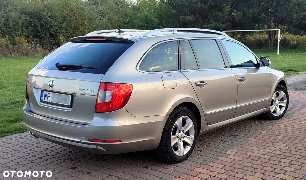 Skoda Superb 2.0 TDI Elegance - 5