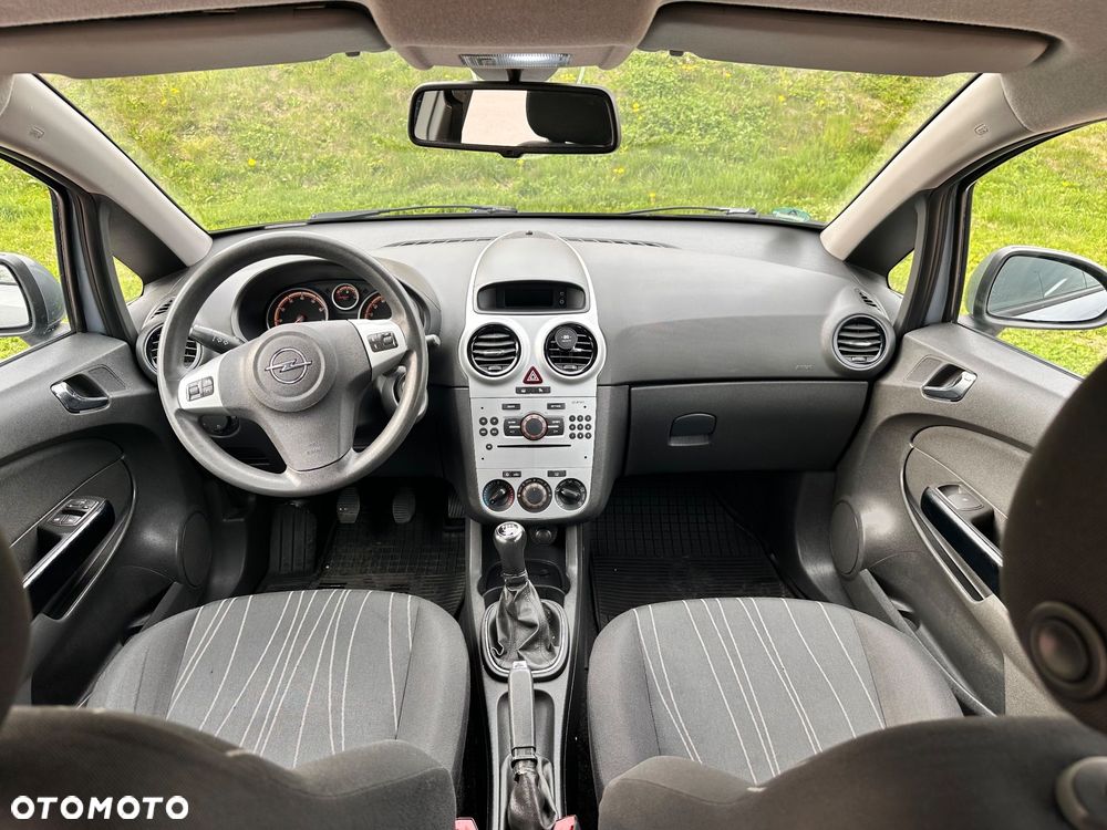 Opel Corsa 1.2 16V - 11