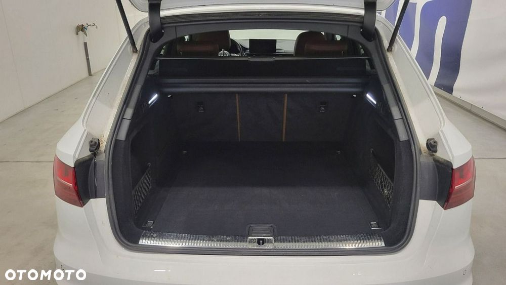 Audi A4 Avant 40 TFSI mHEV Advanced S tronic - 24