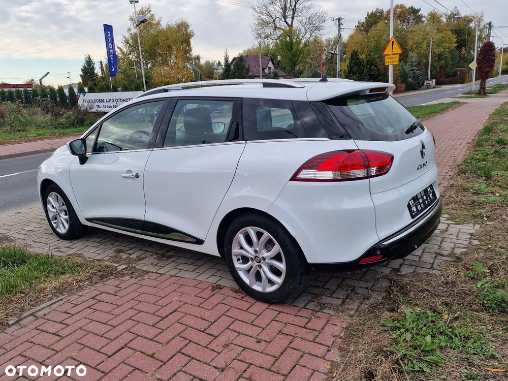 Renault Clio - 19