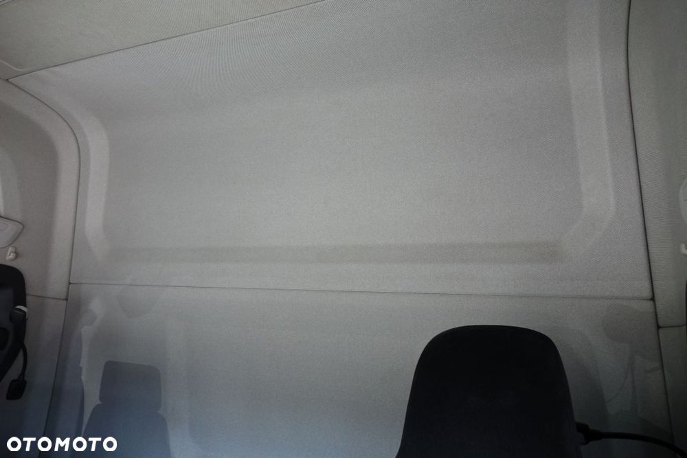 Scania R450 / EURO 6 / STANDARD/ AUTOMAT / RETARDER / LODÓWKA / NAWIGACJA / KLIMATYZACJA POSTOJOWA / 2 ZBIORNIKI - 26