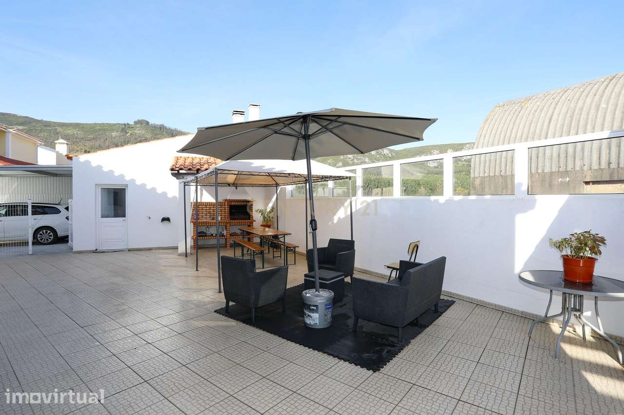 Moradia isolada T4 com piscina e churrasqueira - Cadaval - Grande imagem: 5/44
