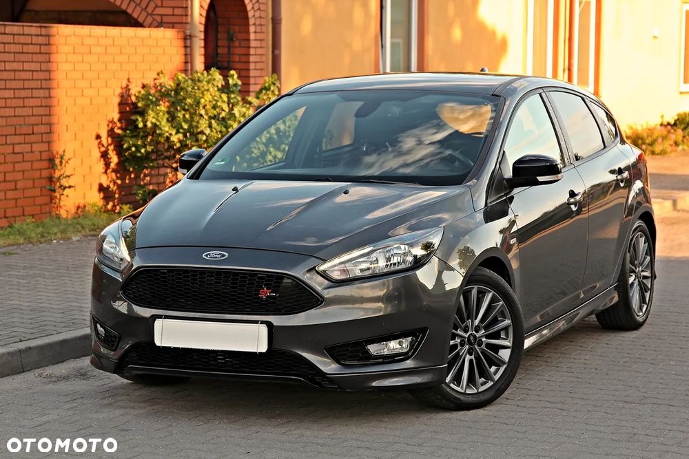 Ford Focus 1.0 EcoBoost Start-Stopp-System ST-LINE X - 1