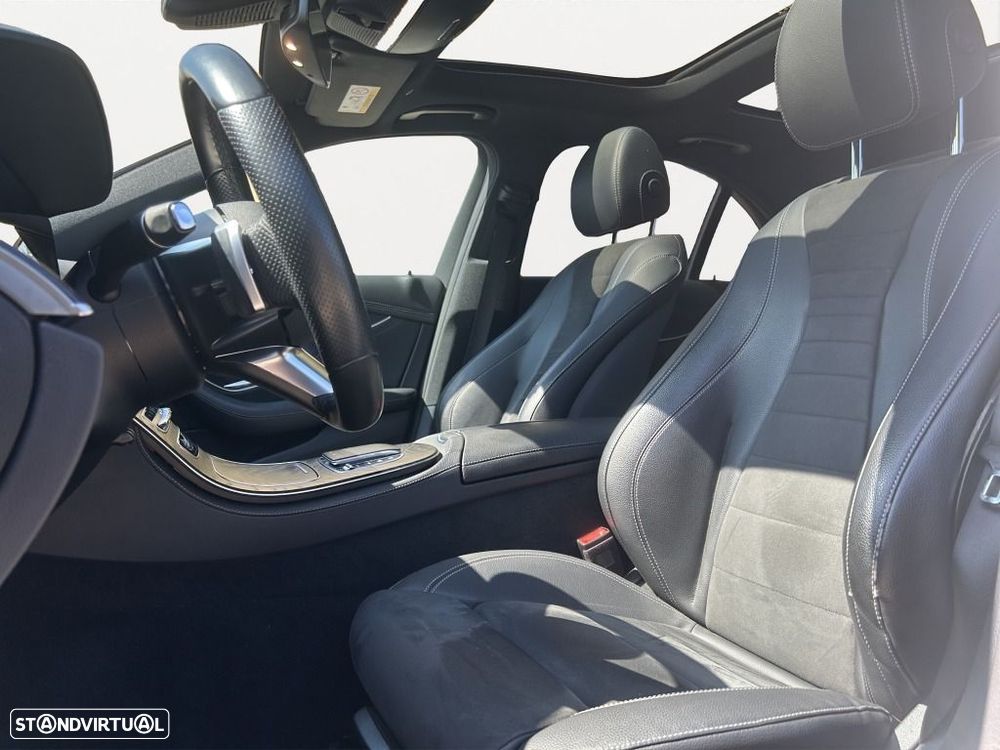 Mercedes-Benz E 220 d AMG Line — fotografia 8