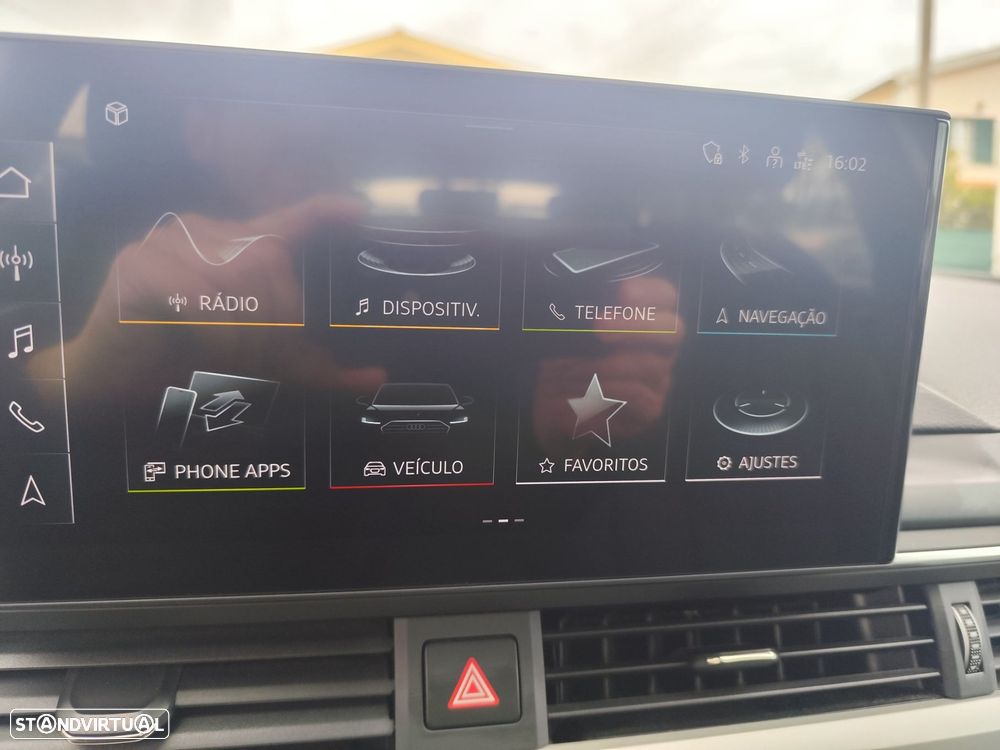 Audi A4 Avant 30 TDI S tronic - 14
