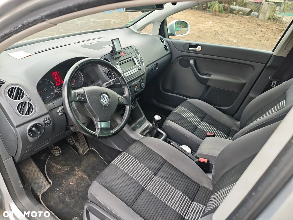 Volkswagen Golf Plus - 8