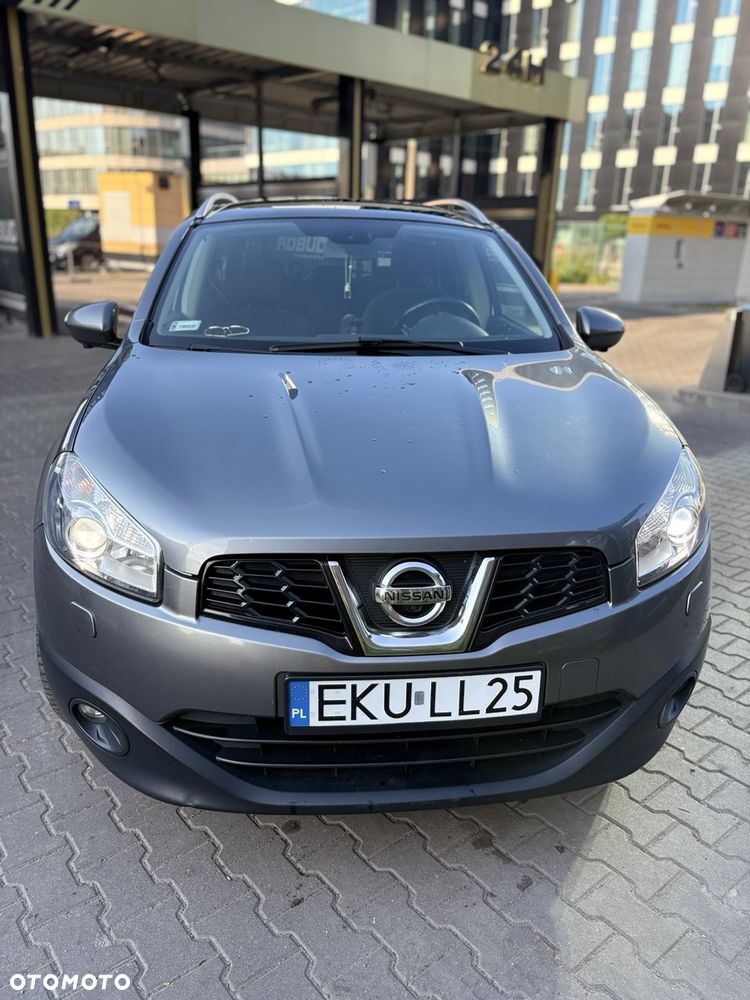Nissan Qashqai+2 2.0 4x4 Tekna CVT - 1