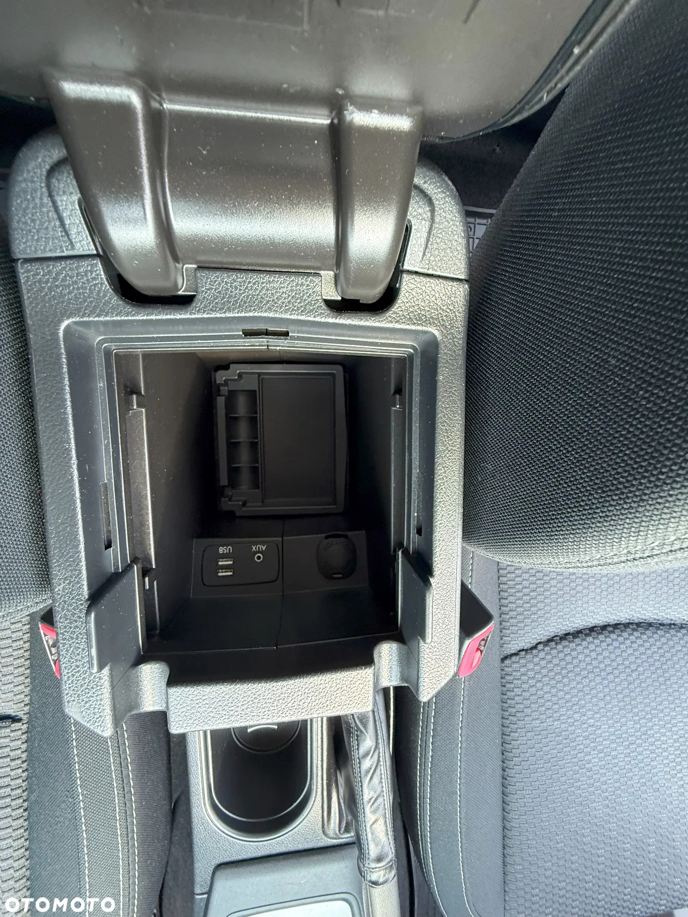 Subaru Forester 2.0i Comfort Lineartronic - 24