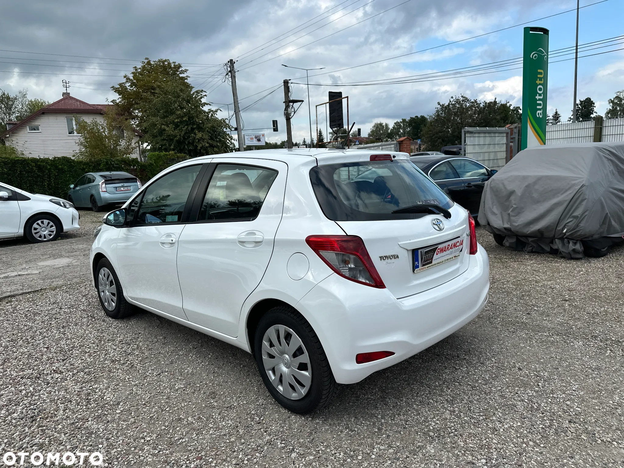 Toyota Yaris - 8
