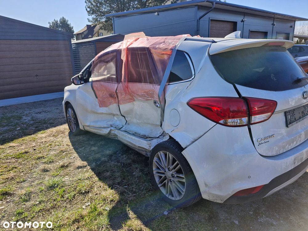 Kia Carens 1.6 CVVT Vision - 7