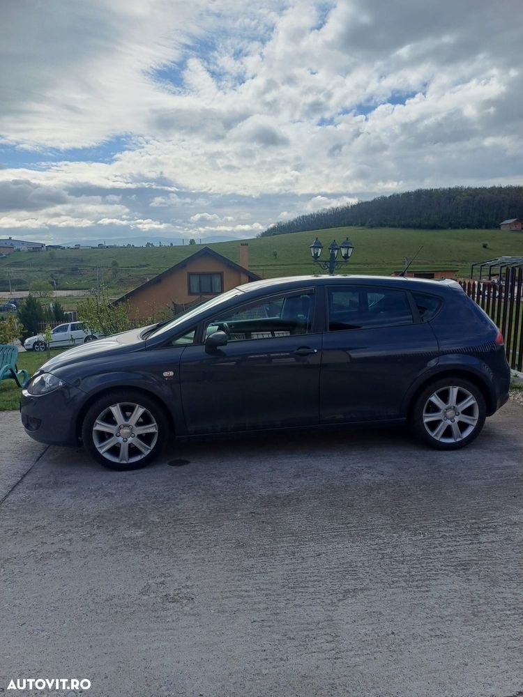 Seat Leon 2.0 TDI DPF DSG FR - 4