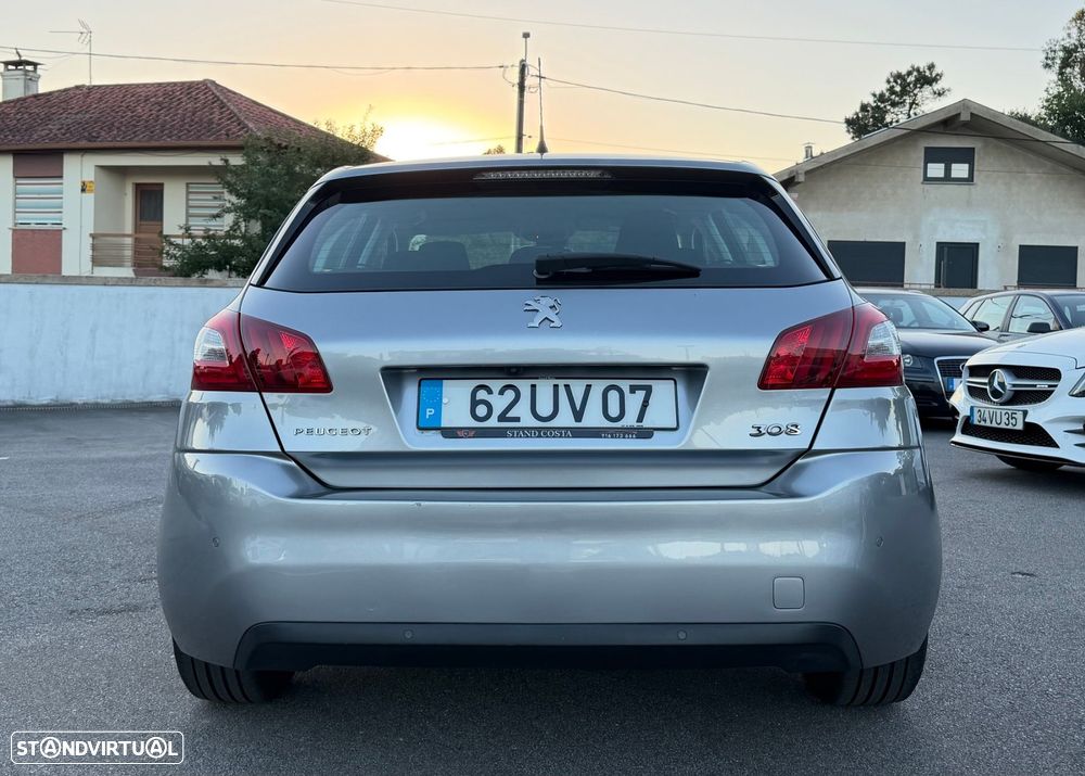 Peugeot 308 1.6 e-HDi Allure - 12