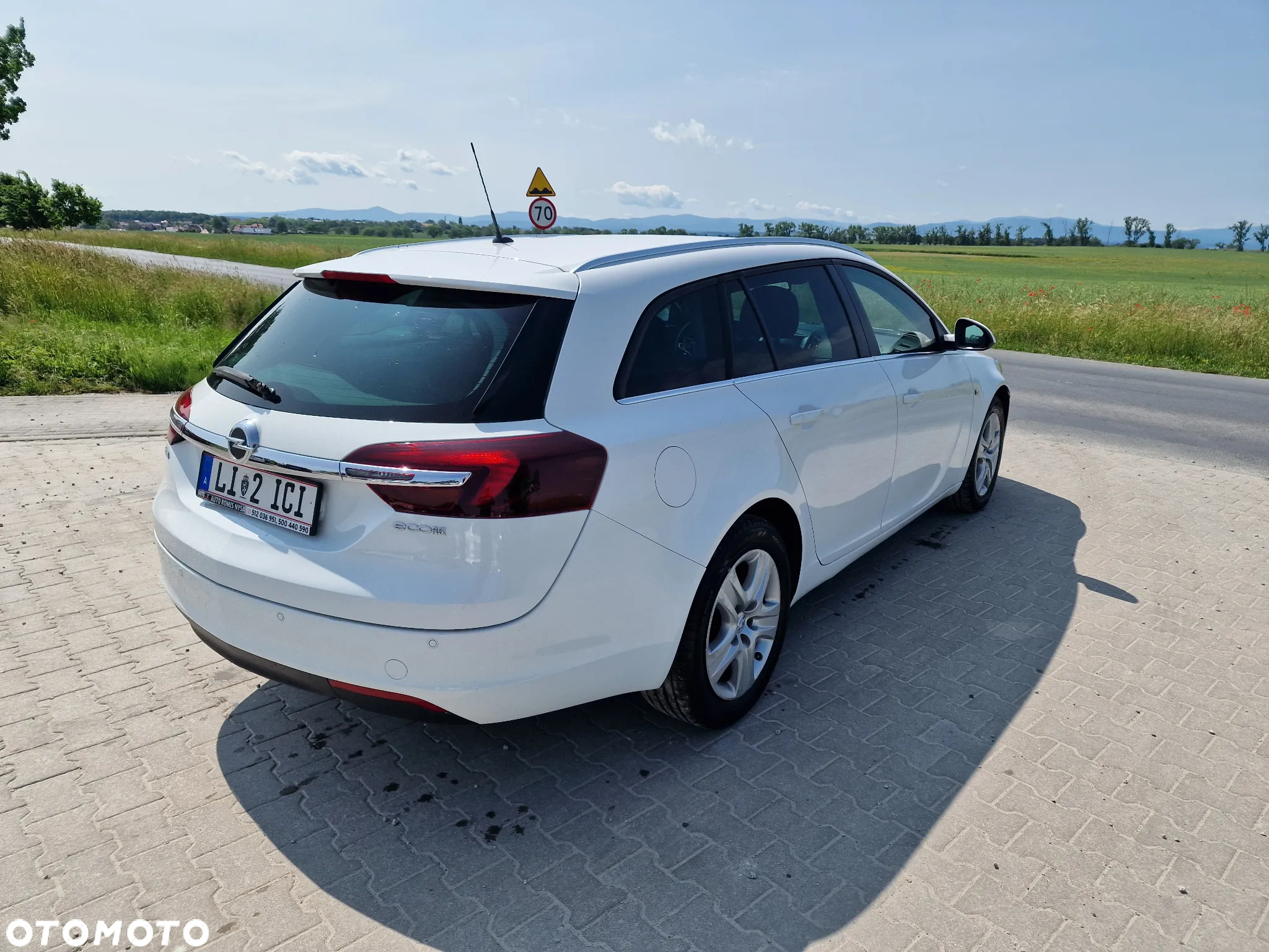 Opel Insignia 2.0 CDTI Sports Tourer ecoFLEXStart/Stop Business Edition - 9