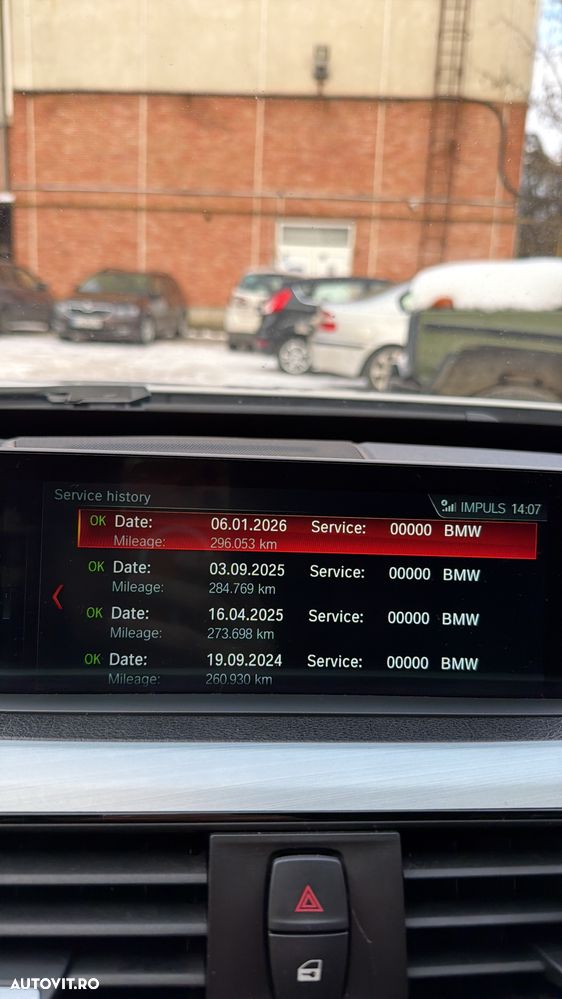 BMW Seria 3 320d xDrive Sport-Aut. M Sport - 32