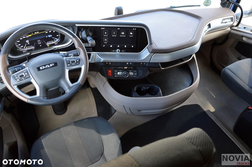 DAF XG+ 530 / ZF INTARDER / KLIMA POST. / SALONKA / FULL LED / ALUFELGI - 31