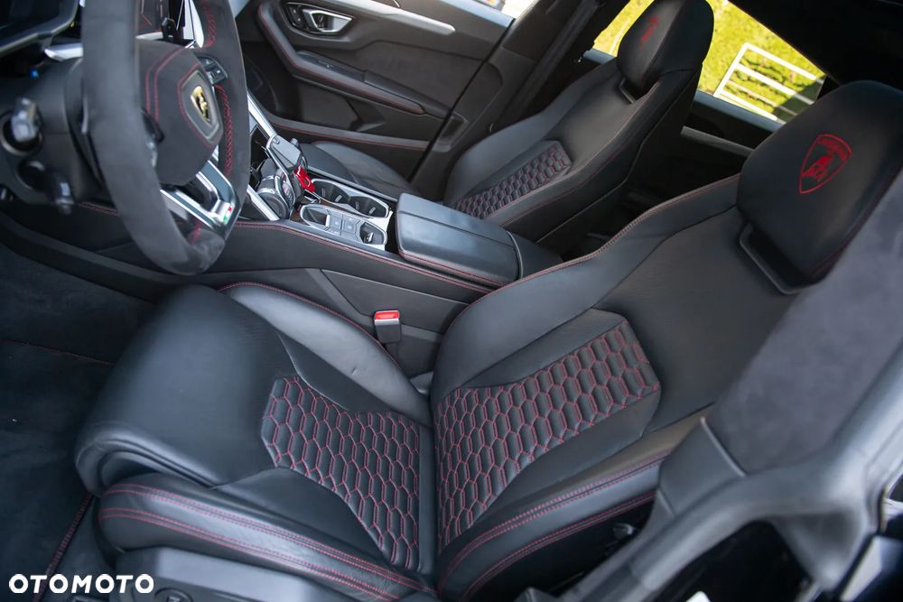 Lamborghini Urus Standard - 14